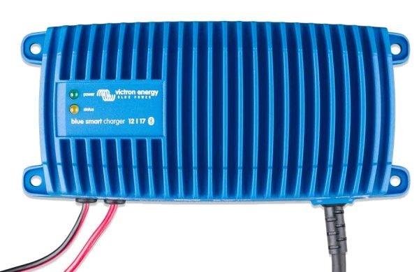 Blue Smart IP67 Charger 12/17(1) 230V AU/NZ BPC121713016